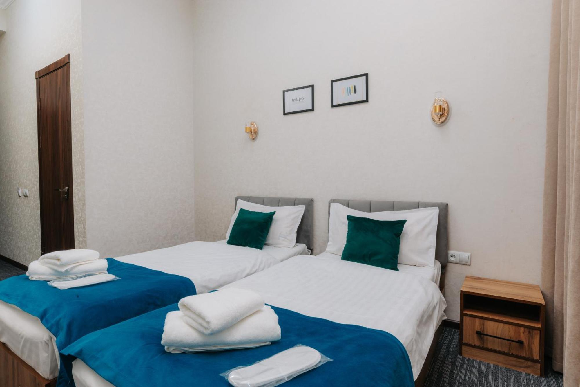 Resident Hotel Ташкент Екстер'єр фото