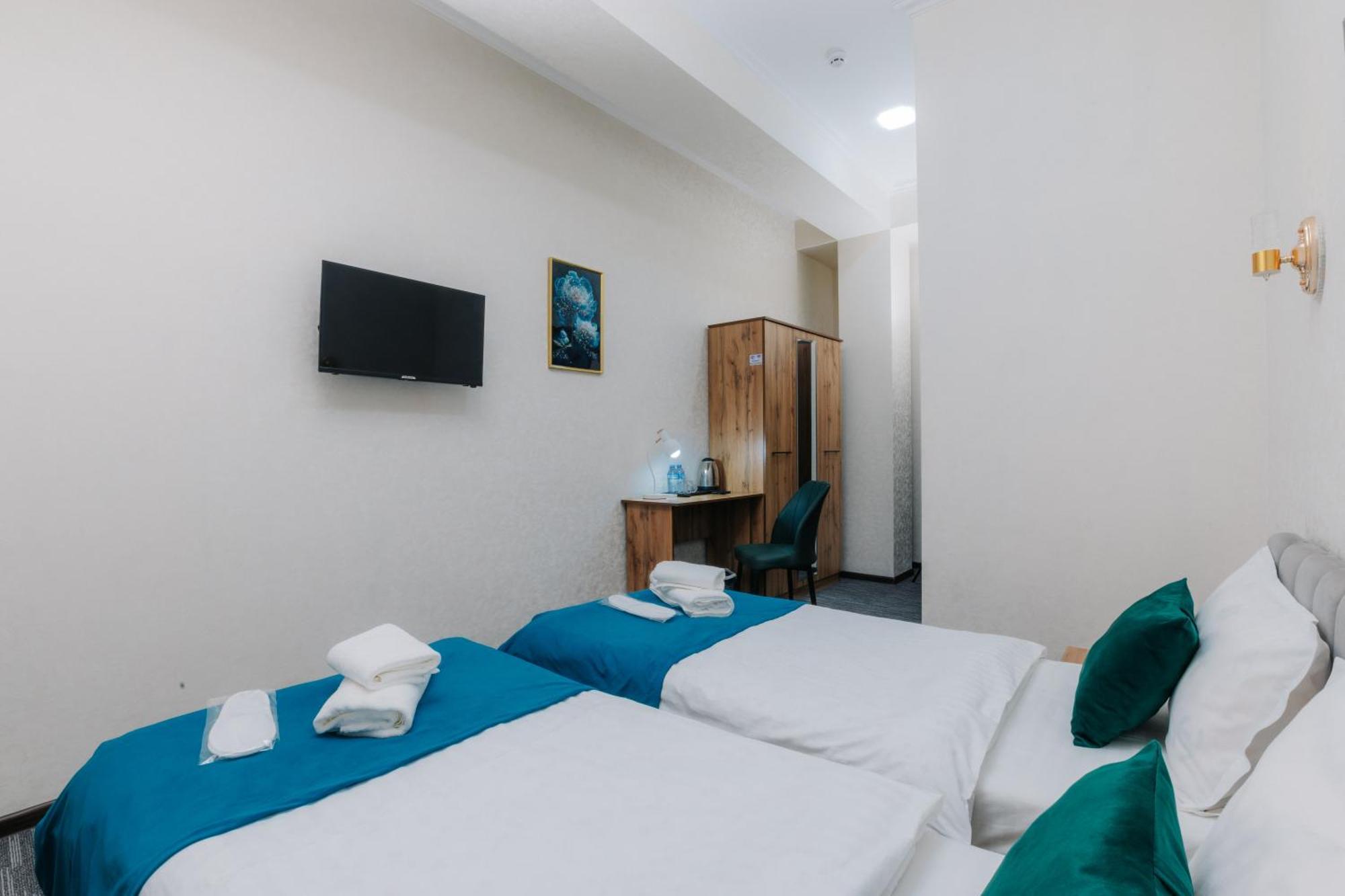 Resident Hotel Ташкент Екстер'єр фото