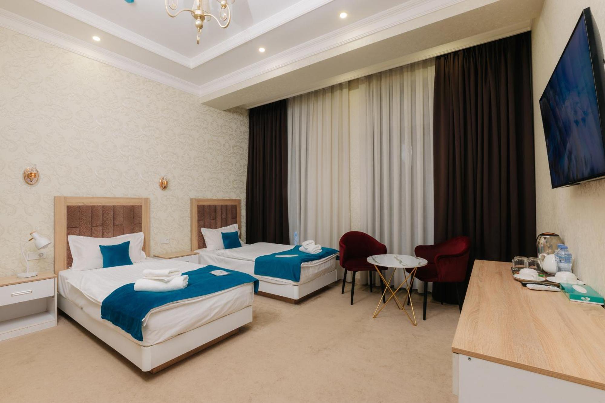 Resident Hotel Ташкент Екстер'єр фото