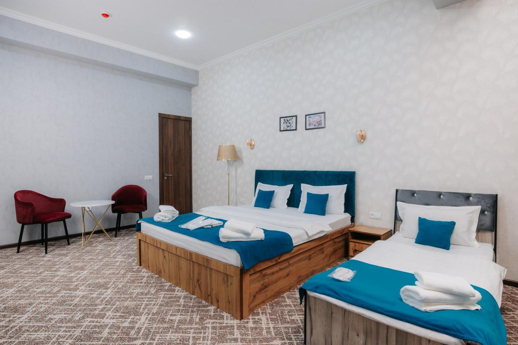Resident Hotel Ташкент Екстер'єр фото