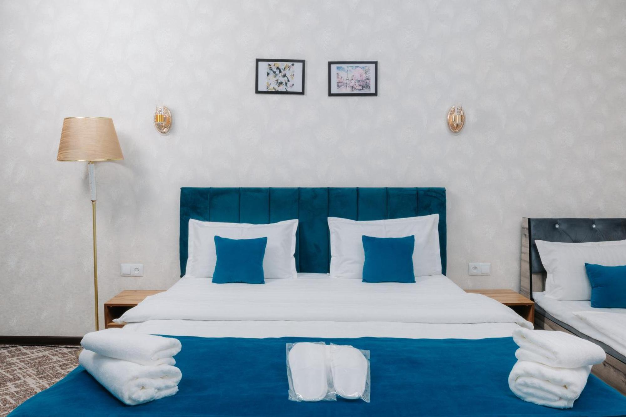 Resident Hotel Ташкент Екстер'єр фото