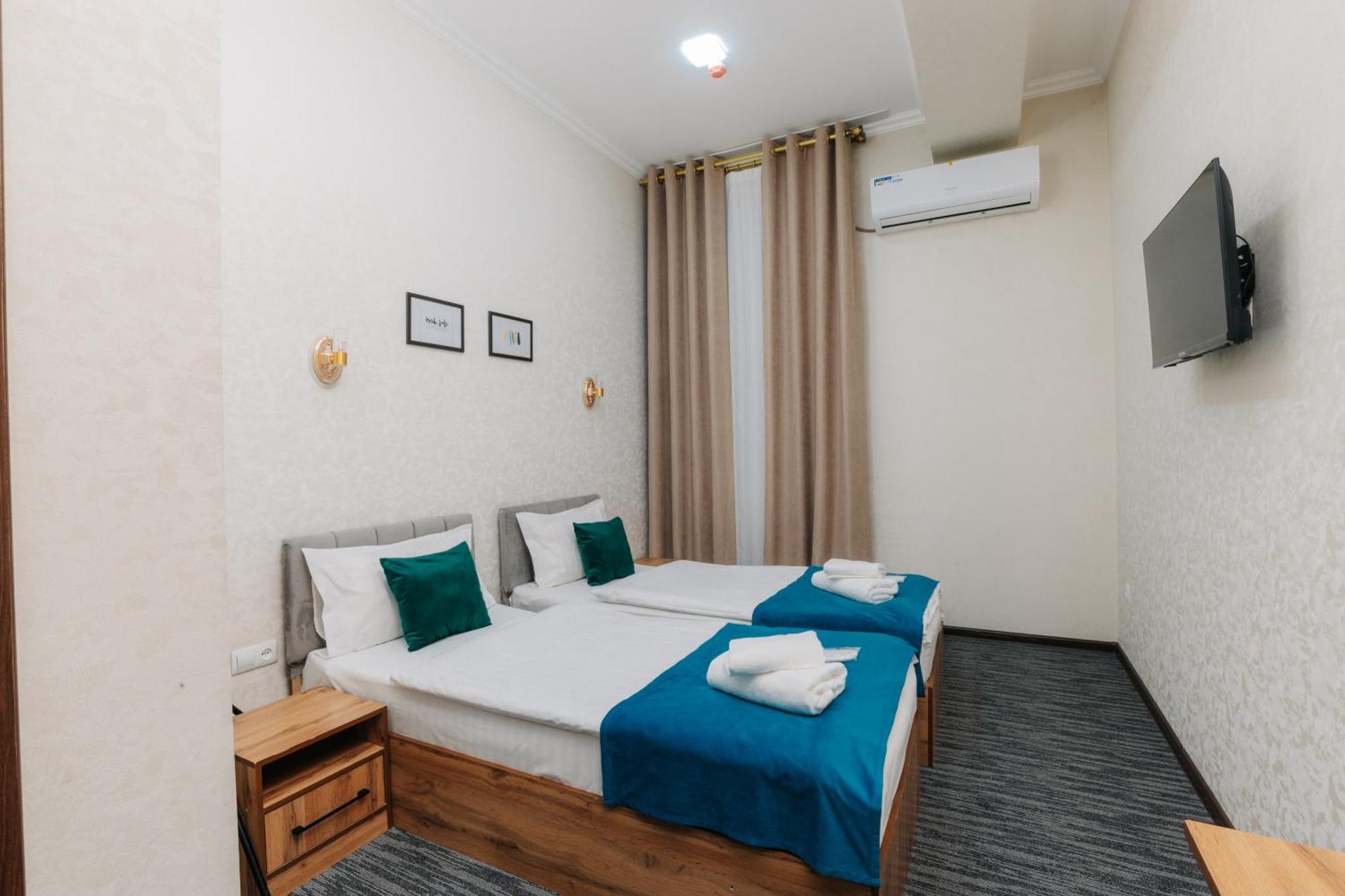 Resident Hotel Ташкент Екстер'єр фото