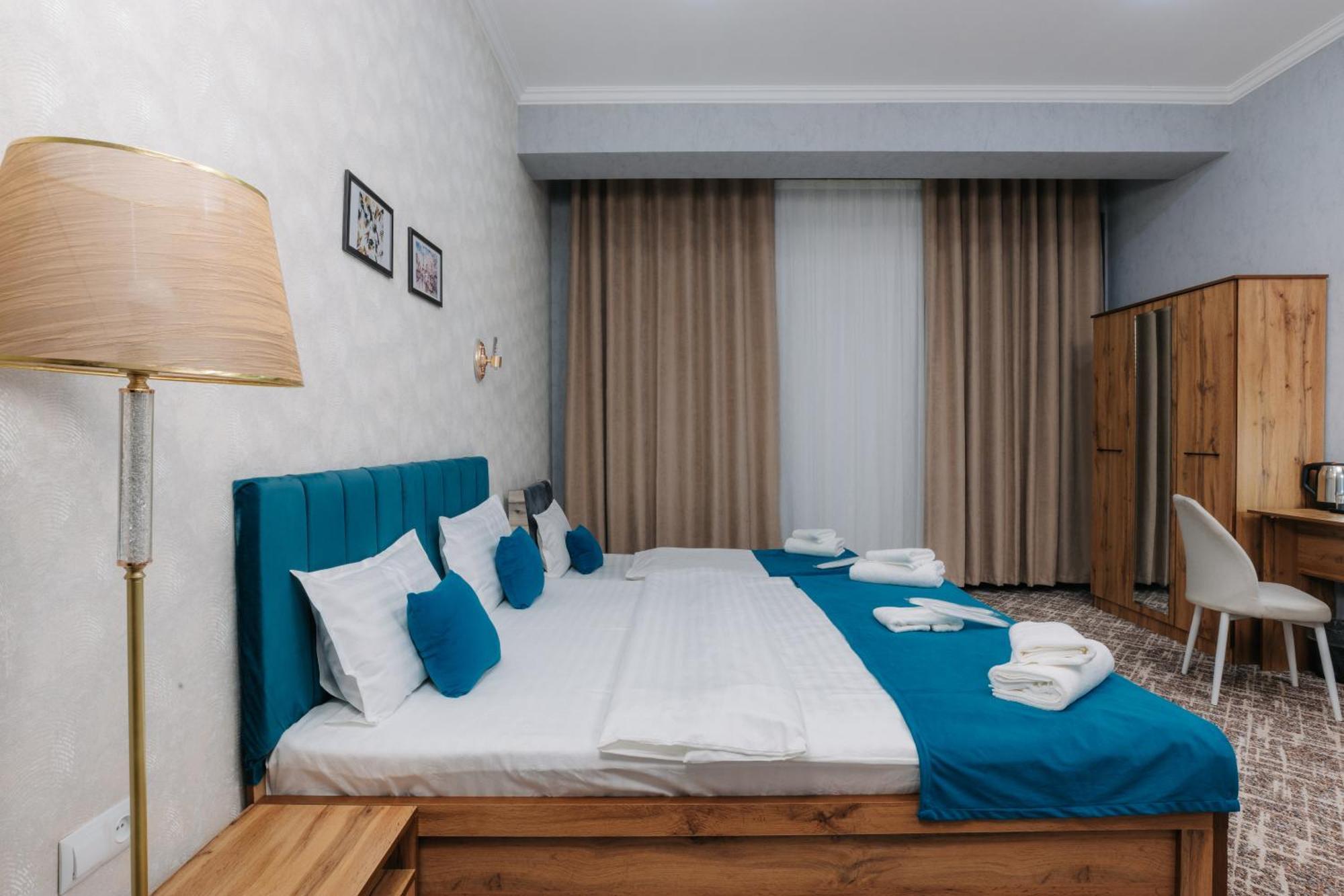 Resident Hotel Ташкент Екстер'єр фото