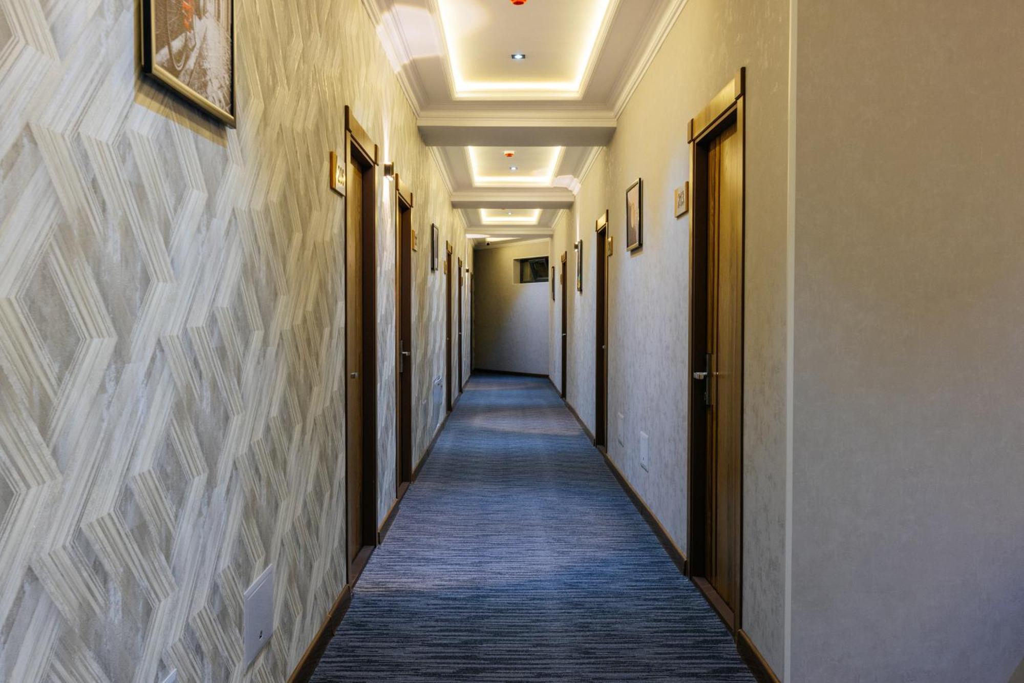 Resident Hotel Ташкент Екстер'єр фото